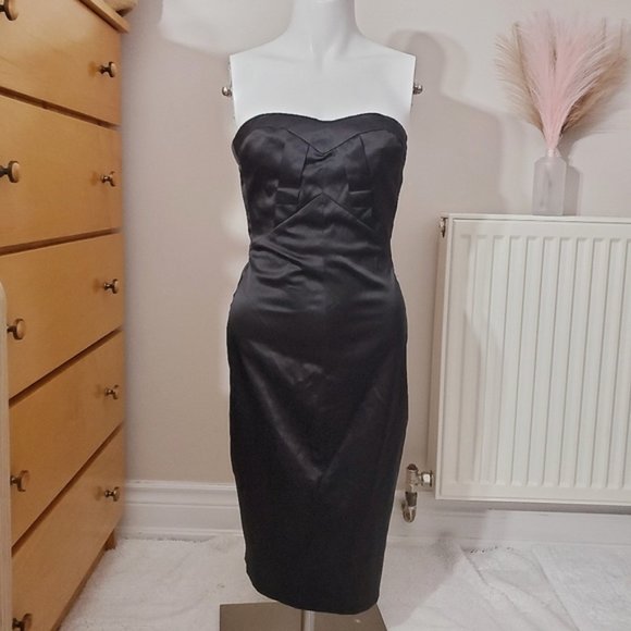 Black "Marilyn Monroe" Inspired Fitted Satin Sweetheart Dress - Picture 1 of 7